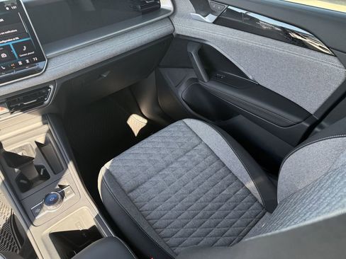 New 2026 Volkswagen Tiguan S FWD image 27