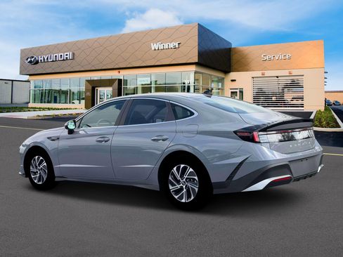 New 2026 Hyundai Sonata Blue FWD image 4