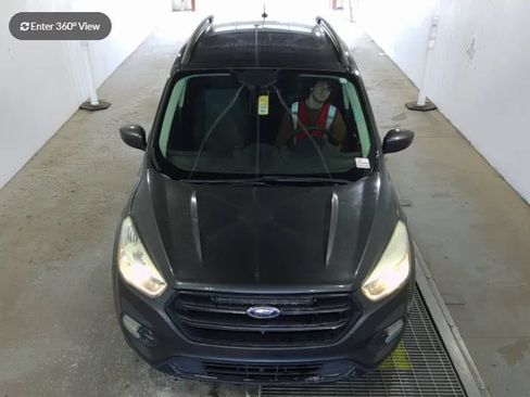 Used 2018 Ford Escape SE FWD image 4