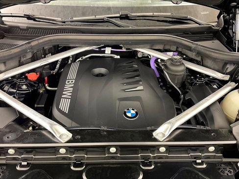 Certified 2024 BMW X5 xDrive40i w/ M Sport Package AWD/4WD image 26