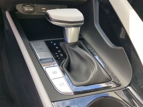 New 2026 Hyundai Elantra Limited w/ Cargo Package image 34