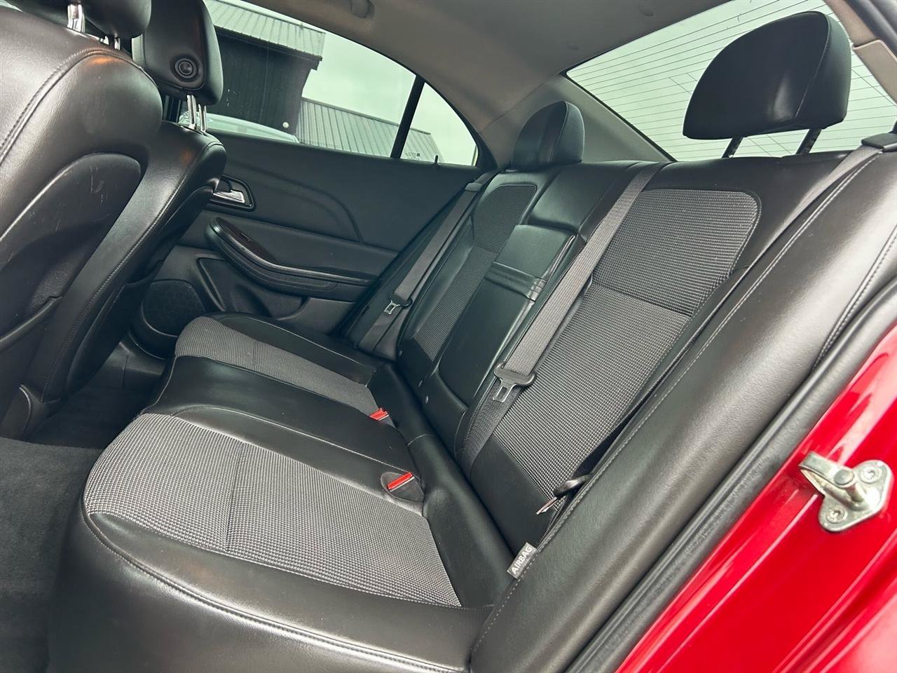 Used 2013 Chevrolet Malibu LT FWD image 16