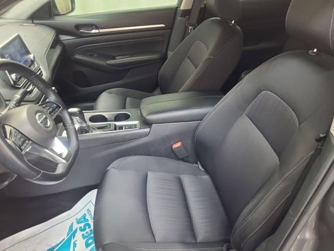 Used 2019 Nissan Altima 2.5 SV FWD image 38