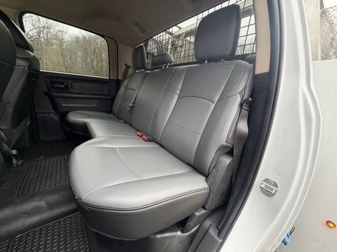 Used 2020 RAM 5500 Tradesman w/ Chrome Appearance Group image 51