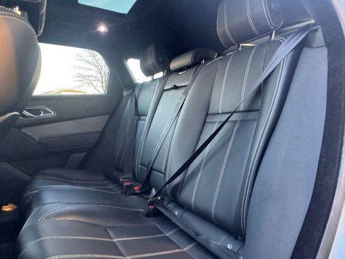 Used 2020 Land Rover Range Rover Velar S image 36