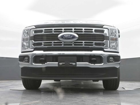New 2025 Ford F350 XLT image 23