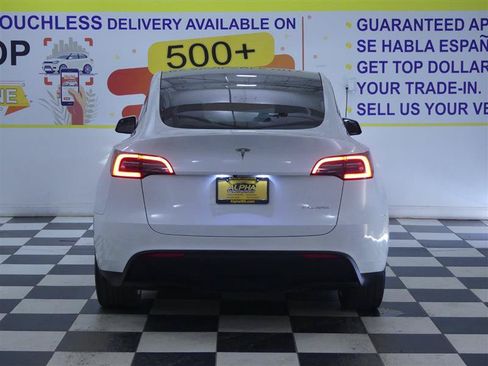 Used 2023 Tesla Model Y AWD image 5