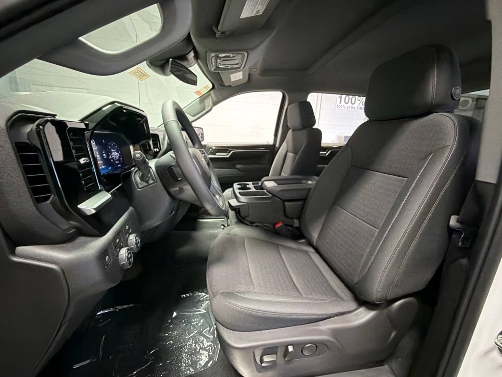 New 2026 Chevrolet Silverado 1500 RST AWD/4WD image 15