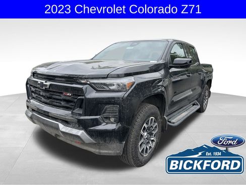 Used 2023 Chevrolet Colorado Z71 w/ Z71 Convenience Package 2 AWD/4WD image 1