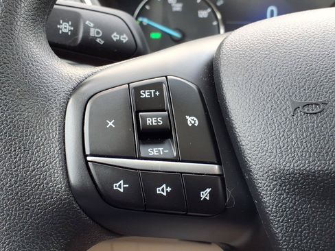 Certified 2021 Ford Escape SE w/ SE Sport Appearance Package AWD/4WD image 22