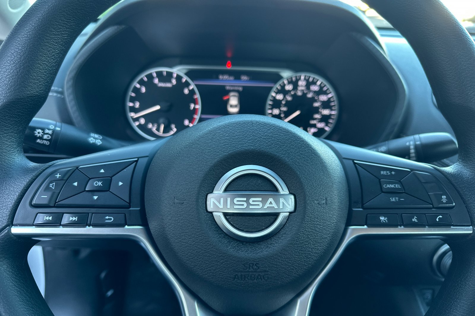 Used 2024 Nissan Sentra SV FWD image 23