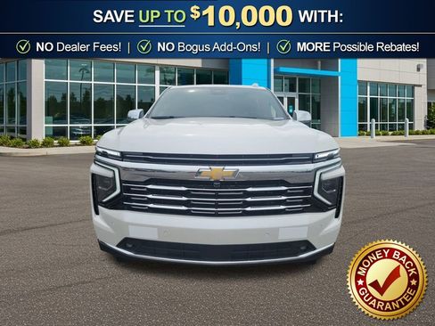 New 2025 Chevrolet Suburban Premier RWD image 2