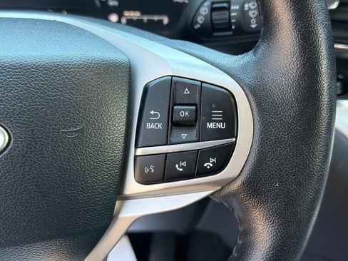 Used 2023 Ford Explorer XLT w/ Equipment Group 202A AWD/4WD image 62
