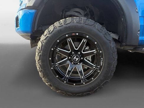 Used 2019 Ford F150 Lariat w/ Equipment Group 502A Luxury image 13