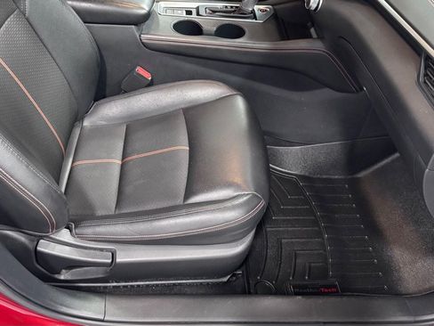 Used 2019 Nissan Altima 2.5 SR AWD/4WD image 18