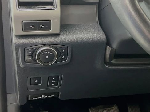 Used 2022 Ford F250 Lariat w/ Lariat Ultimate Package AWD/4WD image 11