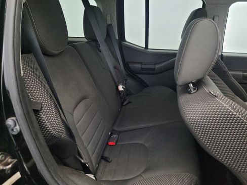 Used 2015 Nissan Xterra PRO-4X AWD/4WD image 19