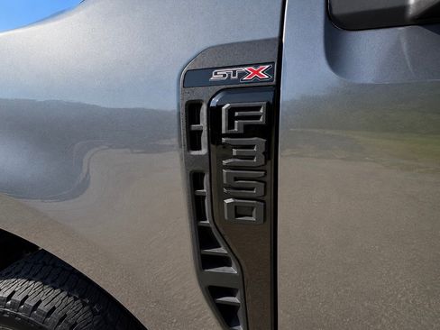Used 2023 Ford F350 XL w/ STX Appearance Package AWD/4WD image 8