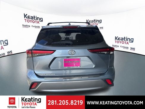 Used 2021 Toyota Highlander Platinum image 4