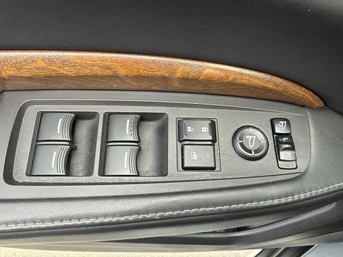 Used 2017 Acura MDX SH-AWD w/ Advance Package image 17