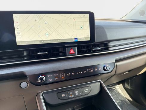 New 2026 Kia Carnival EX image 19