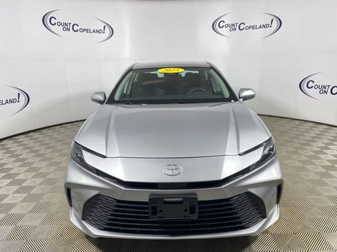 Used 2025 Toyota Camry LE FWD image 2