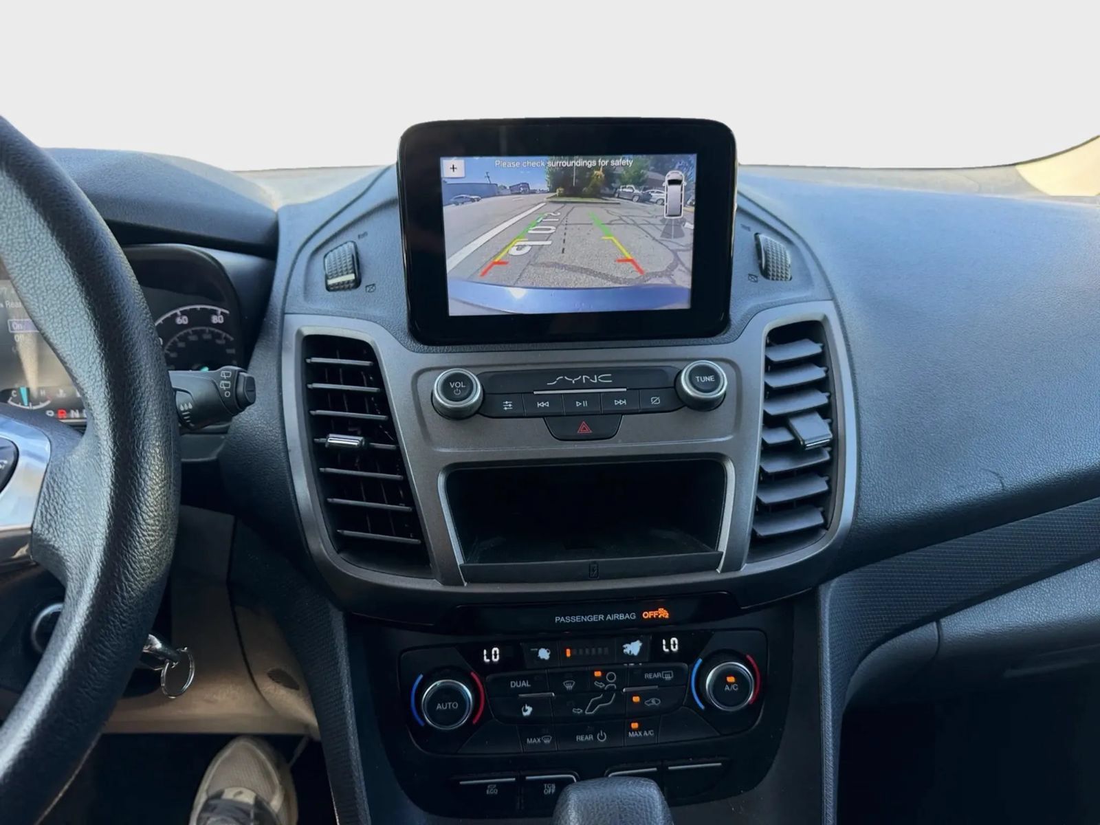 Used 2019 Ford Transit Connect XLT FWD image 13