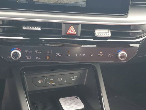 New 2026 Kia K5 GT-Line w/ GT-Line Premium Package FWD image 18