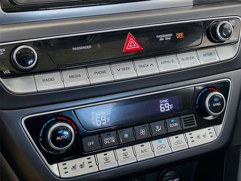 Used 2019 Hyundai Sonata Limited image 9