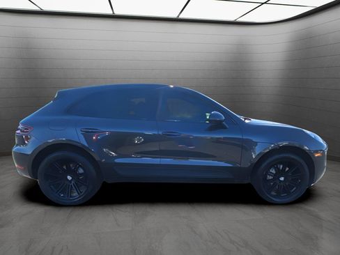 Used 2017 Porsche Macan S image 6