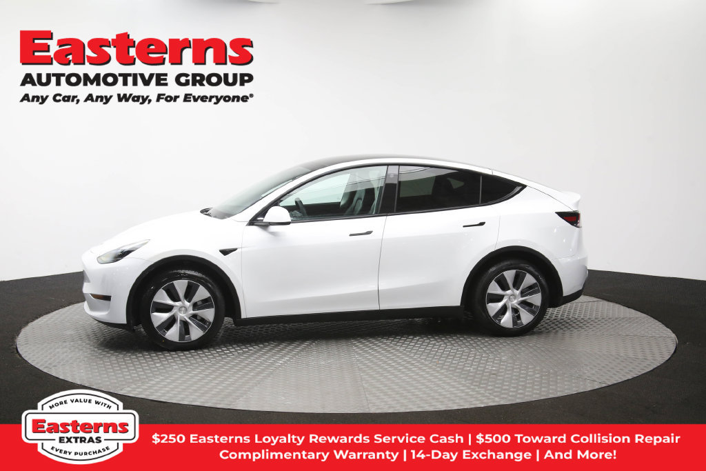 Used 2022 Tesla Model Y Long Range AWD/4WD image 55