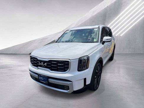 Used 2023 Kia Telluride AWD image 4