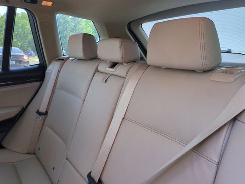 Used 2017 BMW X3 sDrive28i RWD image 30