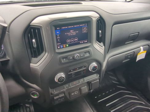 Used 2025 GMC Sierra 3500 Pro w/ Convenience Package AWD/4WD image 19