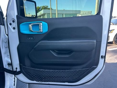 Used 2021 Jeep Wrangler Unlimited Sahara w/ Safety Group AWD/4WD image 28
