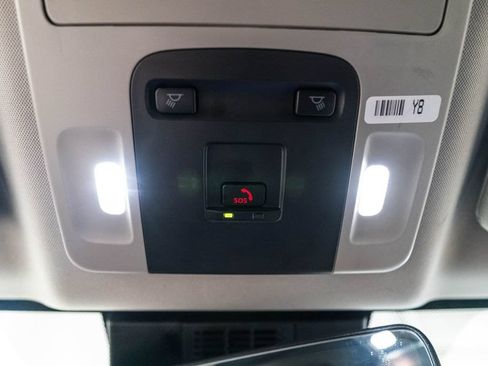 Used 2025 Toyota Camry LE AWD/4WD image 27