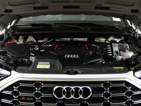 Used 2022 Audi SQ5 Premium Plus w/ Premium Plus Package image 20