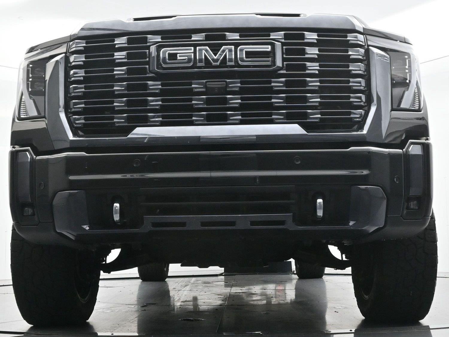 Used 2024 GMC Sierra 2500 Denali Ultimate AWD/4WD image 49