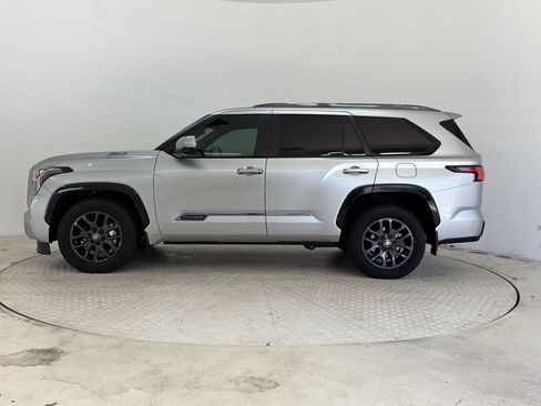 Used 2026 Toyota Sequoia Platinum AWD/4WD image 2