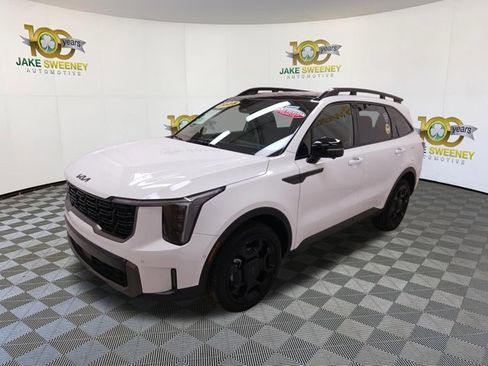 Used 2025 Kia Sorento SX Prestige image 4