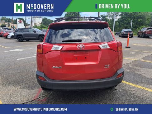 Used 2013 Toyota RAV4 XLE AWD/4WD image 4