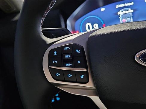 New 2025 Ford Explorer Active image 14