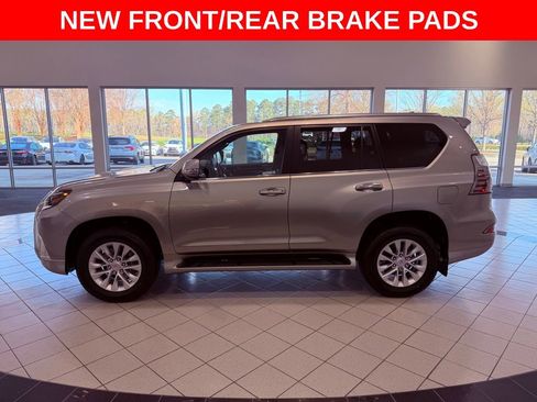 Certified 2023 Lexus GX 460 Premium w/ Premium Plus Package image 5