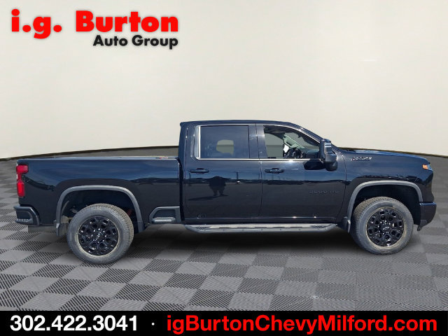 Used 2024 Chevrolet Silverado 3500 LTZ w/ LTZ Plus Package AWD/4WD image 7