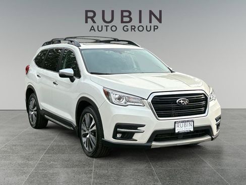 Used 2019 Subaru Ascent Touring w/ Popular Package #2 AWD/4WD image 1