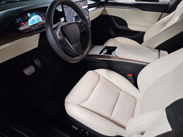 Used 2022 Tesla Model S AWD/4WD image 10