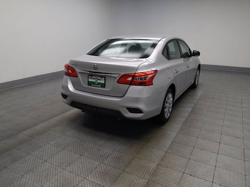 Used 2016 Nissan Sentra S FWD image 9
