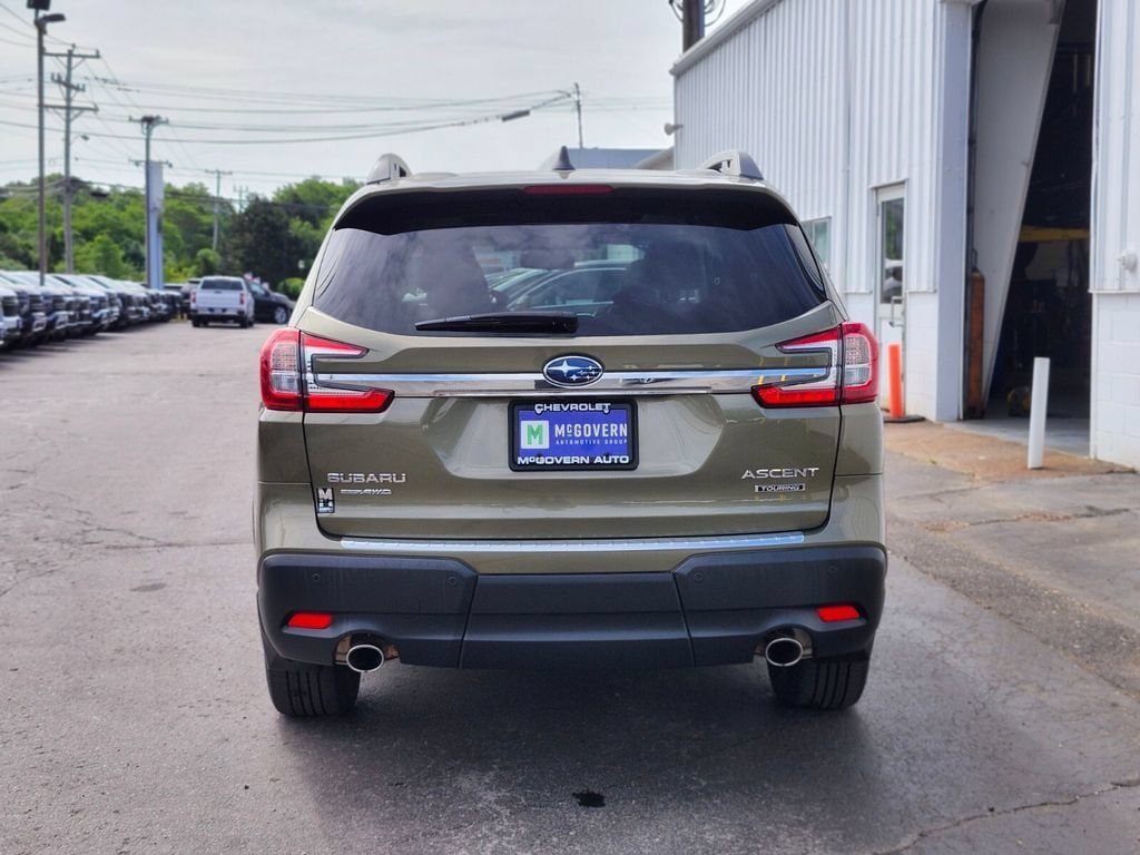 Used 2024 Subaru Ascent Touring AWD/4WD image 4