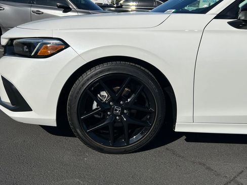 Used 2024 Honda Civic Sport image 5