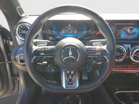 Used 2025 Mercedes-Benz CLA 35 AMG 4MATIC image 29